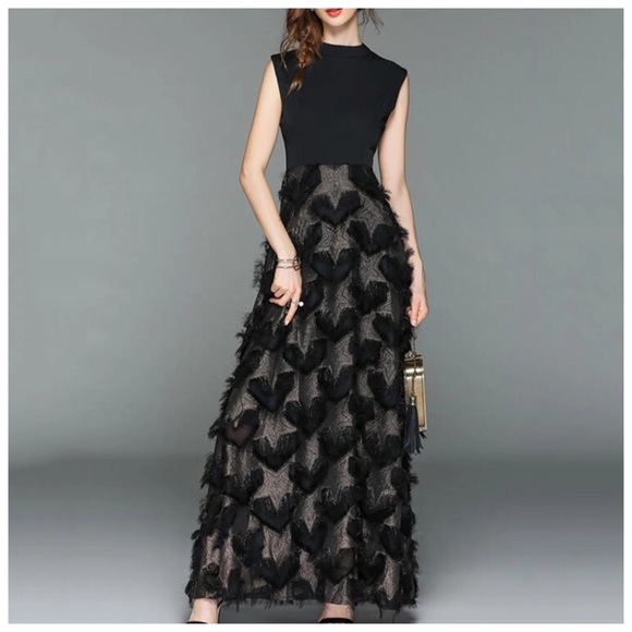 Dresses & Skirts - JOSHLYNNE Black Bronze Eyelash Star Heart Dress